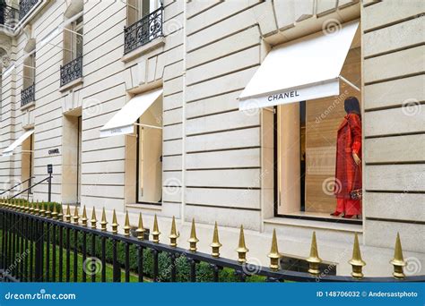 boutique chanel avenue montaigne paris|Chanel Paris 75008.